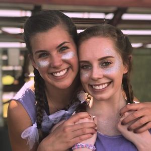 Meet your Posher, Julia